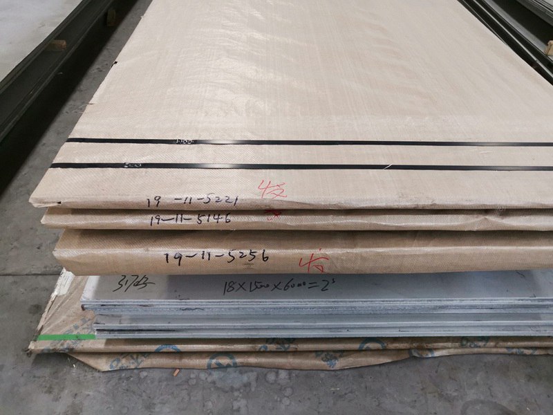 不銹鋼板打包發(fā)貨 不銹鋼板打包發(fā)貨